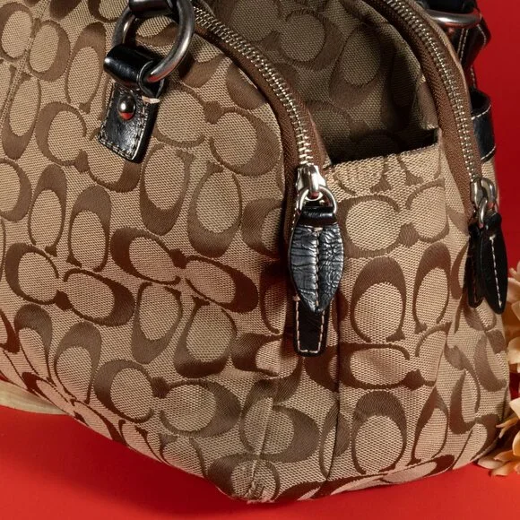 Coach Penelope B1070-F146 Light Brown Signature Jacquard 3 Sections Shoulder Bag - Picture 10 of 11
